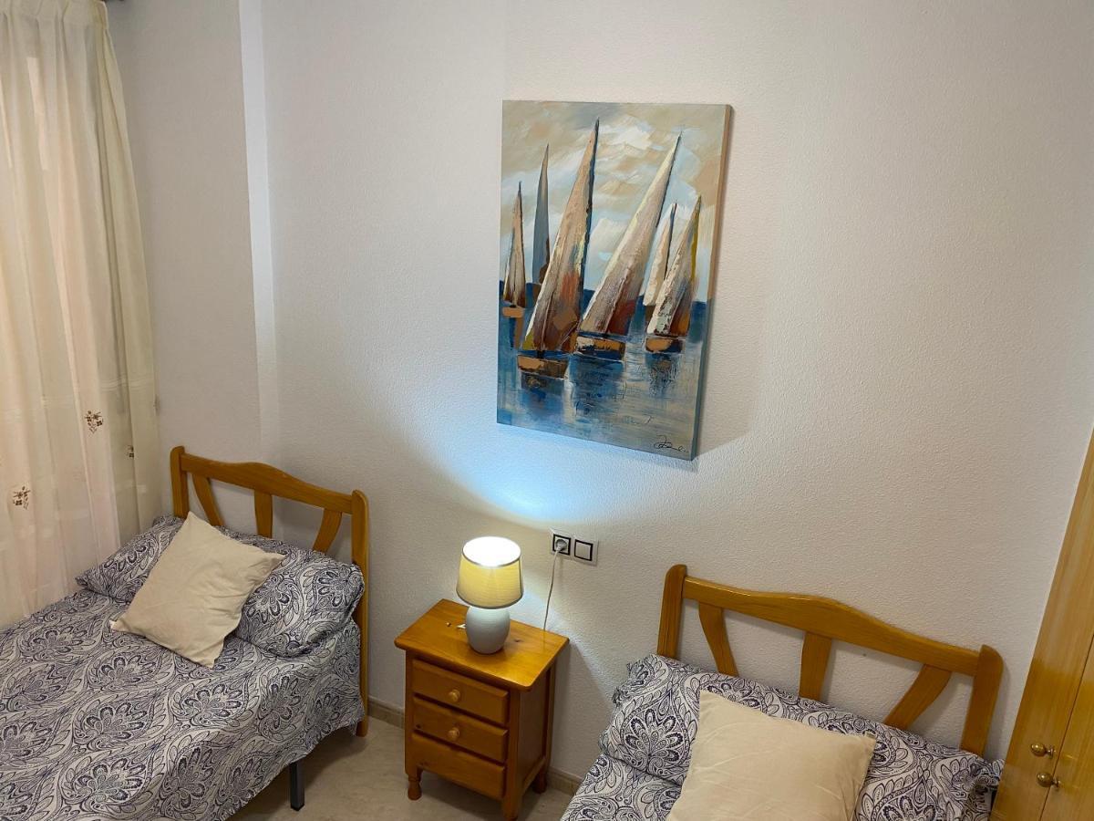 Amazing 2-Bedrooms Apartment With Pool Torrevieja Center Eksteriør billede